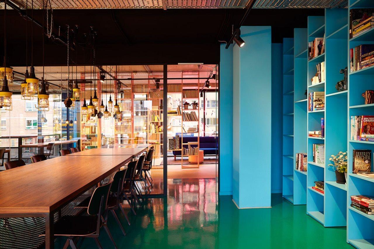 Hotel The Social Hub Eindhoven Esterno foto