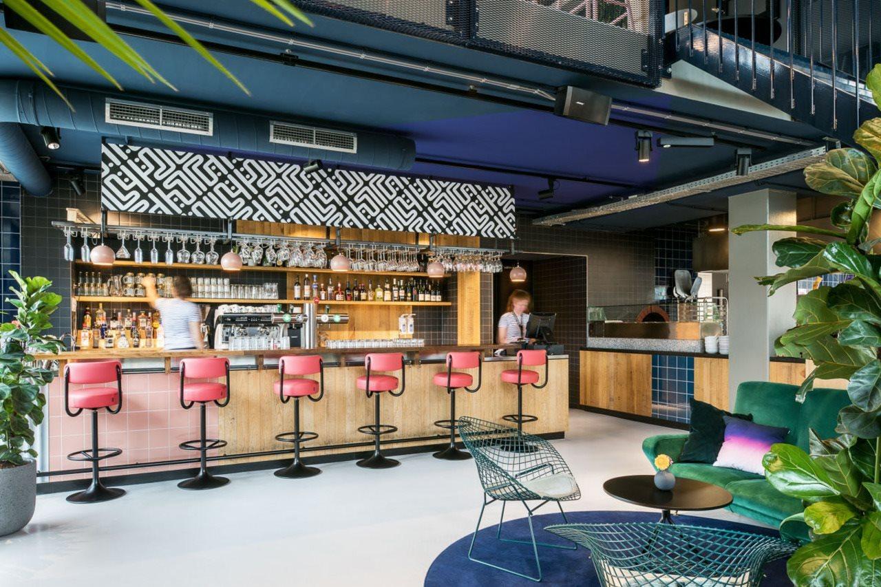 Hotel The Social Hub Eindhoven Esterno foto