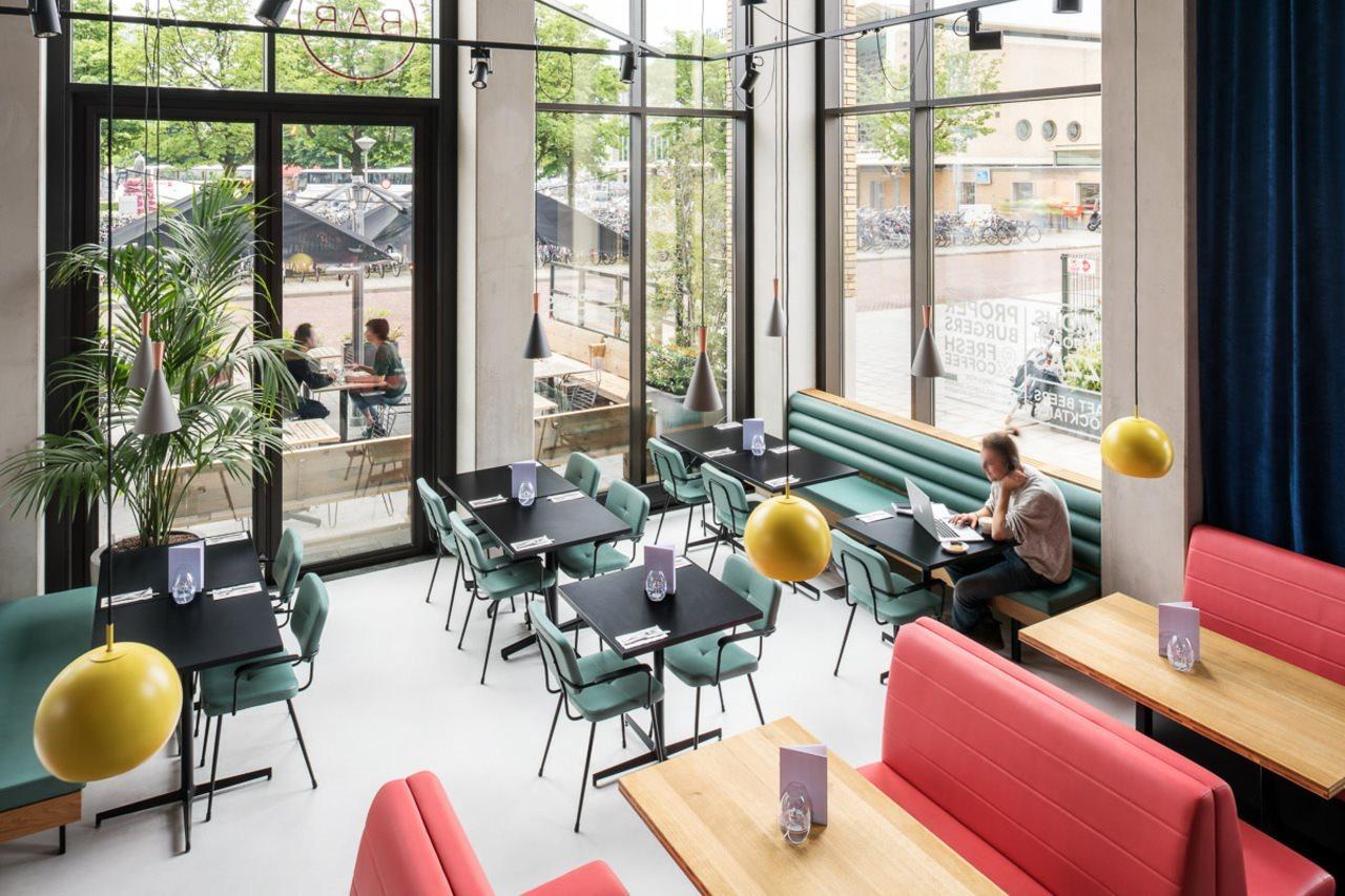Hotel The Social Hub Eindhoven Esterno foto
