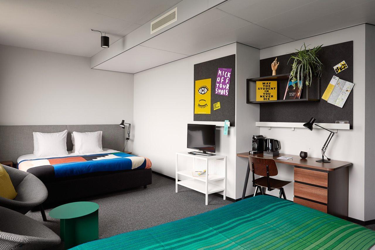 Hotel The Social Hub Eindhoven Esterno foto