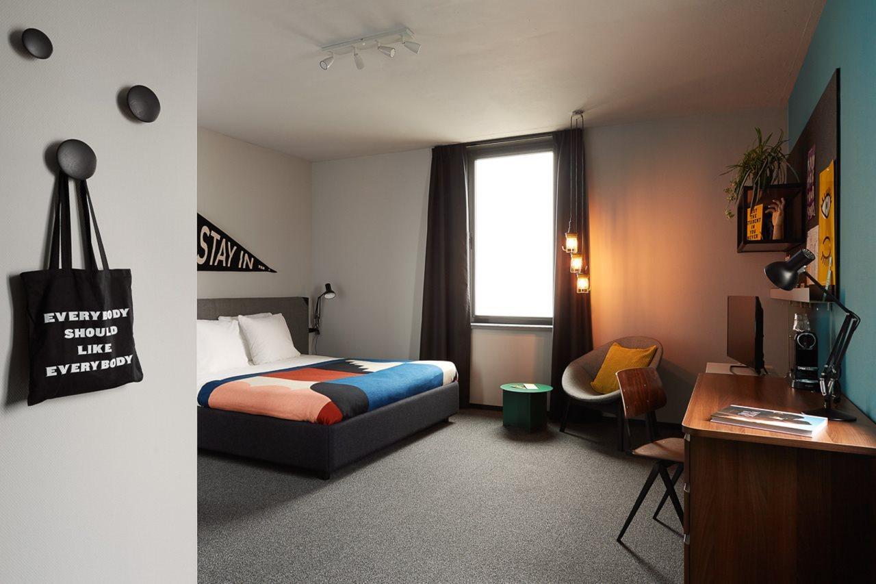 Hotel The Social Hub Eindhoven Esterno foto