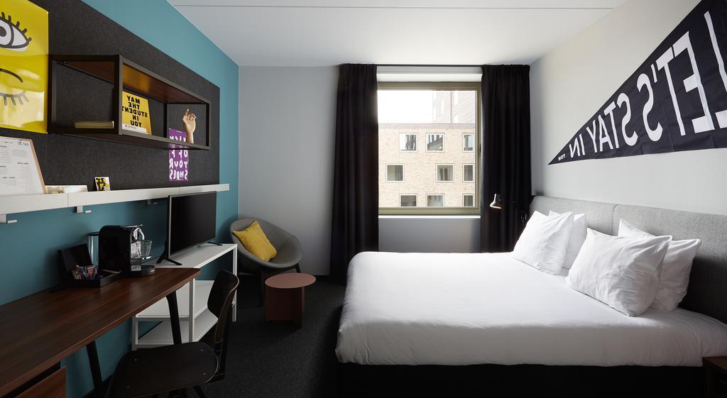 Hotel The Social Hub Eindhoven Esterno foto