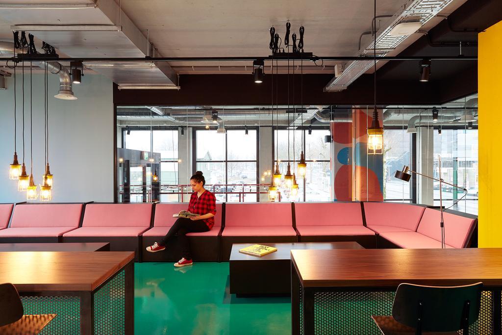 Hotel The Social Hub Eindhoven Esterno foto