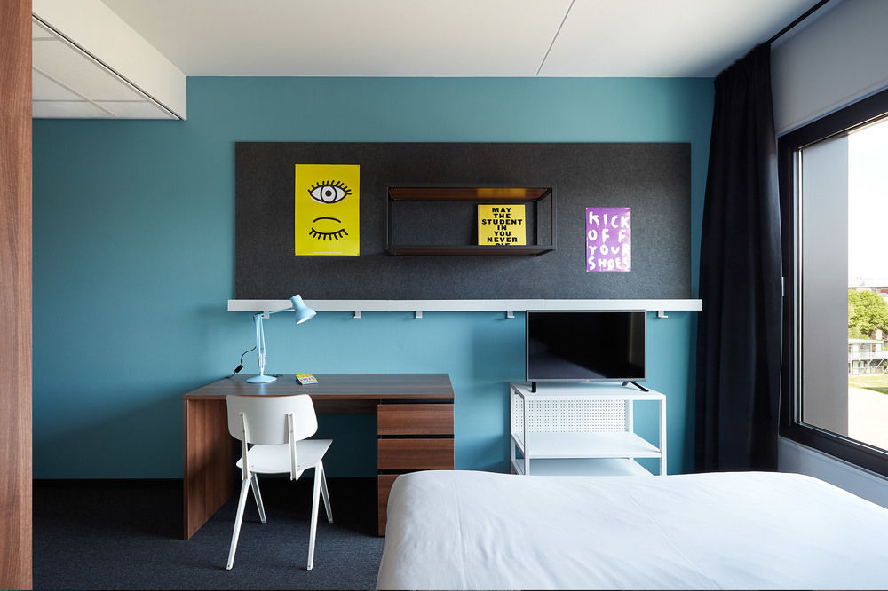 Hotel The Social Hub Eindhoven Esterno foto