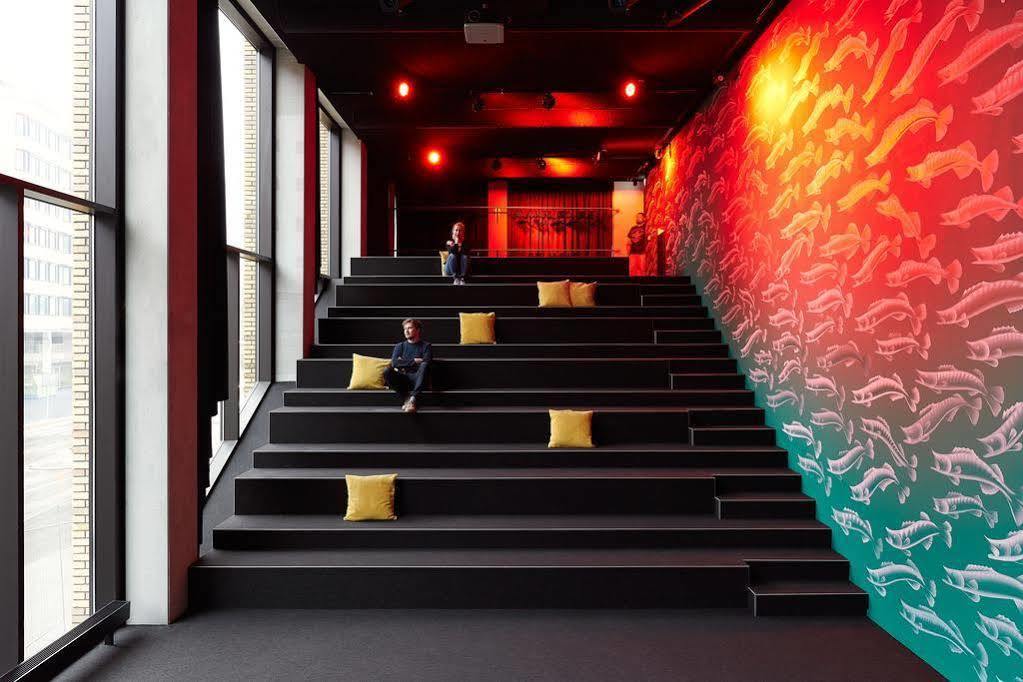 Hotel The Social Hub Eindhoven Esterno foto