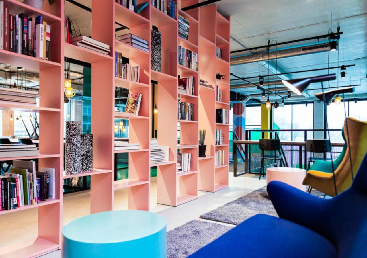 Hotel The Social Hub Eindhoven Esterno foto