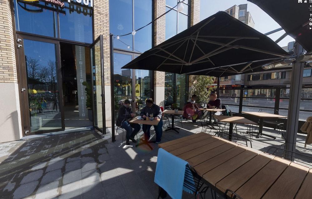 Hotel The Social Hub Eindhoven Esterno foto